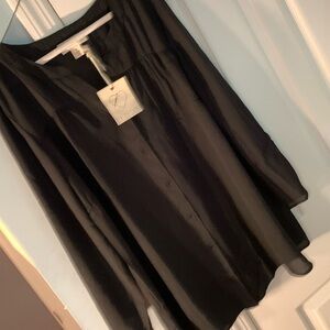 By Design Lorelei 3/4 sleeve blouse. Button front. Sleeve gather option. NWT 1X